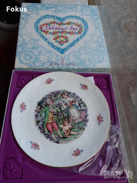 Колекционерска чиния Royal Doulton Valentines Day 1982, снимка 1
