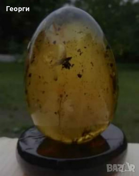 Старинно яйце от Балтийски кехлибар, снимка 1