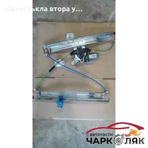 Ел машинка стъкло (стъклоповдигач) предна дясна Ситроен ц3 Пикасо, снимка 1