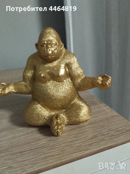 gold gorilla , снимка 1