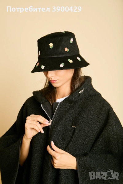 Дамска Кадифена Шапка Livie, снимка 1