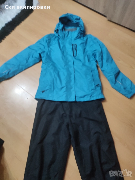Дамска ски екипировка М размер , снимка 1