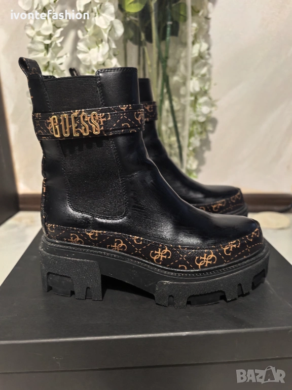 боти Guess, снимка 1
