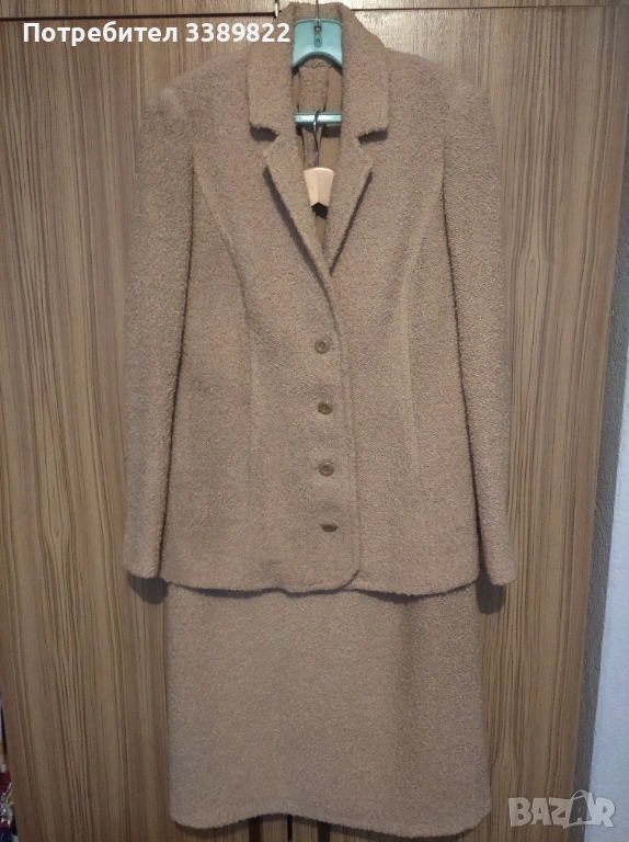 Дамски костюм , снимка 1