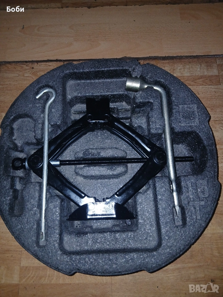 Органайзер с инструменти хюндай кия оем нов, снимка 1