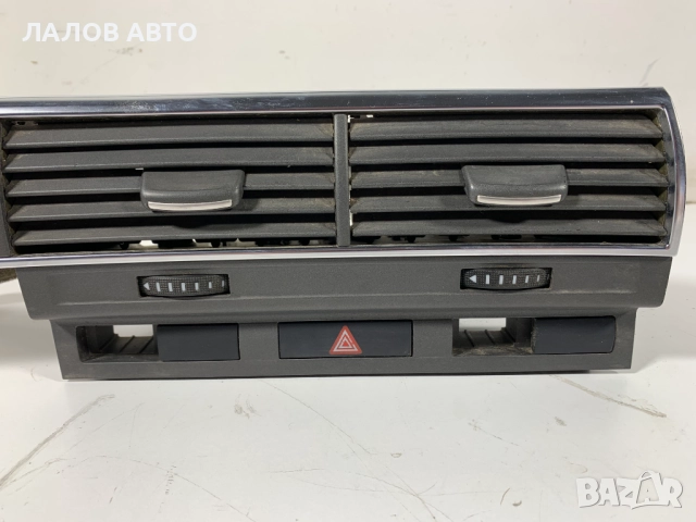 Централен панел централни духалки копче аварийни Ауди А6 4Ф Ц6 Centralen panel Audi A6 C6 4F1820951, снимка 2 - Части - 51455282