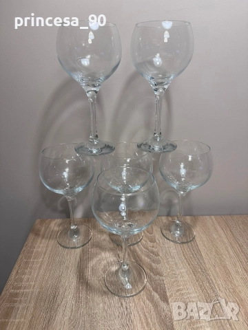 Нови чаши за вино 