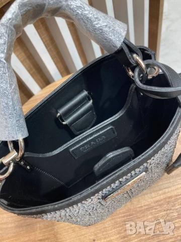 чанти с камъни prada , снимка 10 - Чанти - 50574701