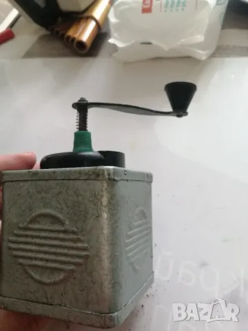 Ретро, мелничка за подправки IAV RESITA, снимка 5 - Антикварни и старинни предмети - 50053539