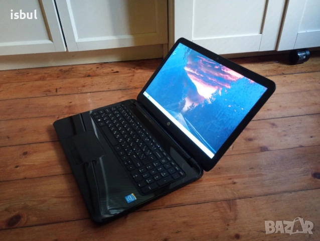 Лаптоп Hp, отличен, Pentium N3540 Quad core, батерия 3 часа , НОВО SSD, снимка 3 - Лаптопи за дома - 53056504
