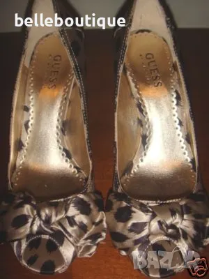 Сатенени тигрови обувки платформа и с красиви панделки Guess 36 номер