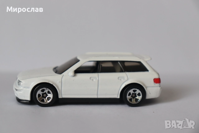 1/64 HOT WHEELS AUDI AVANT RS 2 КОЛИЧКА МОДЕЛ