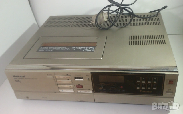 Плейър и рекордър за касетки VHS player/recorder National NV-340