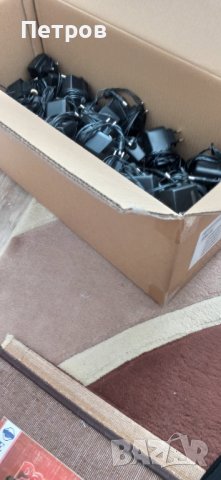 20 броя захранващи адаптери 12v  2.0А ,1.5А,1.0А 