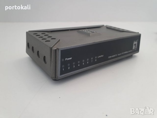 малък Суич Switch 8 порта Level One, снимка 5 - Суичове - 37993357