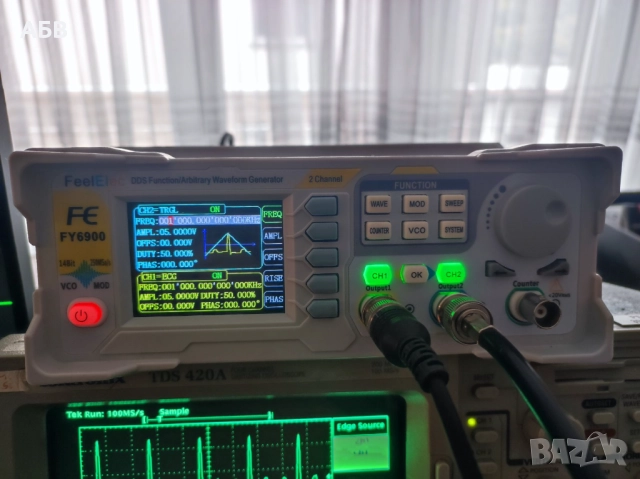 Продава се двуканален функционален генератор 100Mhz, снимка 7 - Друга електроника - 51813891