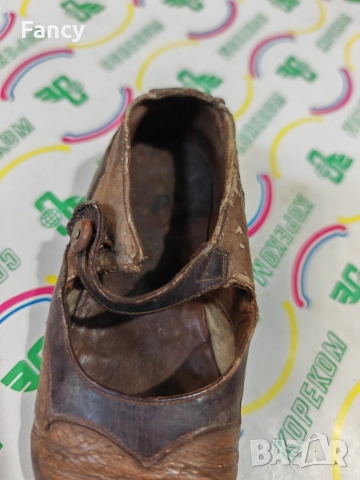 Детски кожени обувки от 50-60 години, снимка 8 - Антикварни и старинни предмети - 52674797