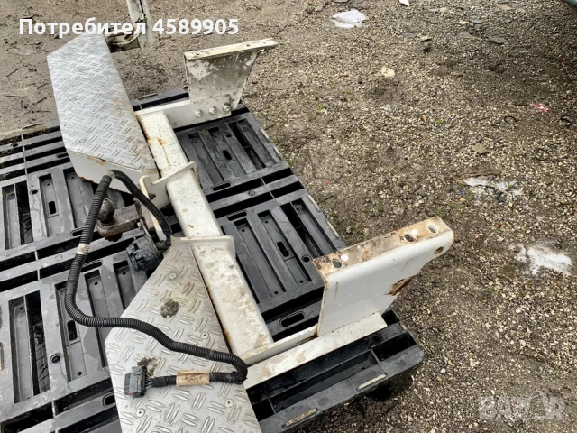 Оригинален теглич за бус/камион Iveco Daily + СТЪПЕНКА, снимка 7 - Части - 51935358