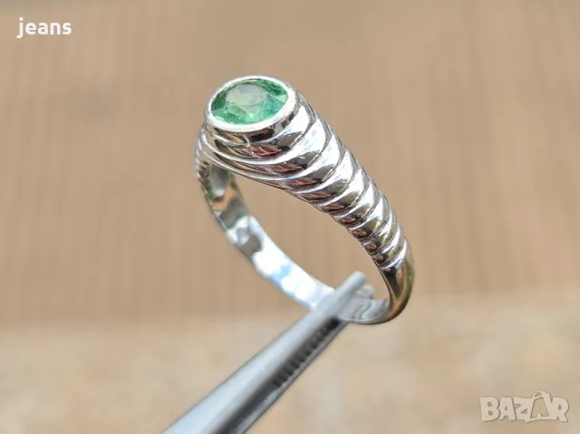 Рядък камък! Пръстен бяло злато 18к Гранат цаворит, снимка 2 - Пръстени - 48677556