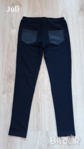 Панталон Primigi имитация на кожа и втори с дантела, снимка 4 - Детски панталони и дънки - 26886546