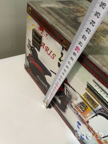 Голяма кутия за колекция , снимка 6 - Антикварни и старинни предмети - 36515485