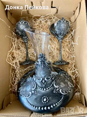 Ръчно изработен сервиз . декантер с две чаши в сребро, снимка 3 - Сервизи - 49105657