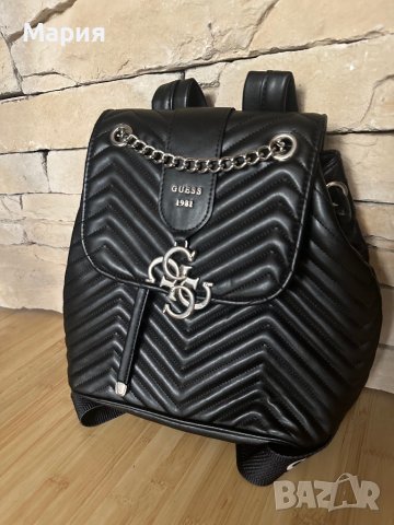 Дамска раница GUESS, снимка 1