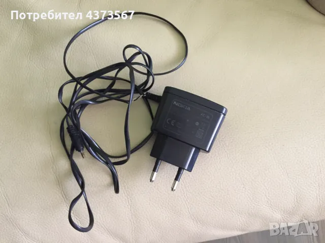 Зарядно за телефон Nokia 2mm 220V- 2 mm жак, снимка 1