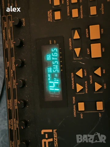 RolandGR 1, снимка 2 - Синтезатори - 50498230