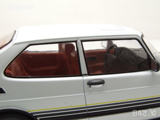 Saab 900 Turbo 1981 - мащаб 1:18 на MCG моделът е нов в кутия, снимка 5 - Колекции - 42975161