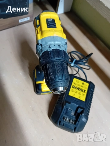 Акумулаторен Безчетков Винтоверт Dewalt 