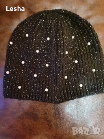 Дамска зимна шапка, снимка 1 - Шапки - 43684625