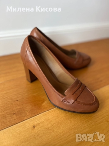 Нови кожени обувки Clarks 37, снимка 4 - Дамски обувки на ток - 52983923