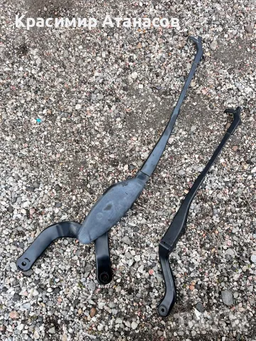 Рамена чистачка ляво и дясно за Мерцедес CLS. W219. A2118201444