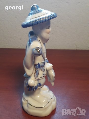 Порцеланова фигурка , снимка 4 - Антикварни и старинни предмети - 32340717