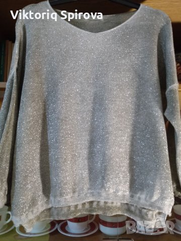 Нова дамска блуза с лъскав ефект , снимка 1 - Блузи с дълъг ръкав и пуловери - 38926111