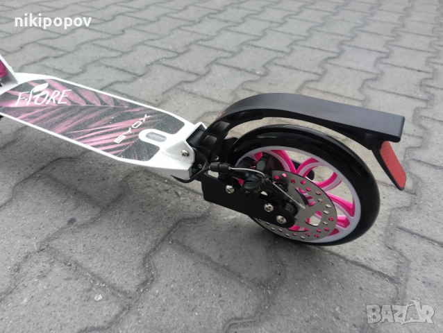 BYOX Детска тротинетка FIORE розов, снимка 5 - Скутери и тротинетки - 53564054