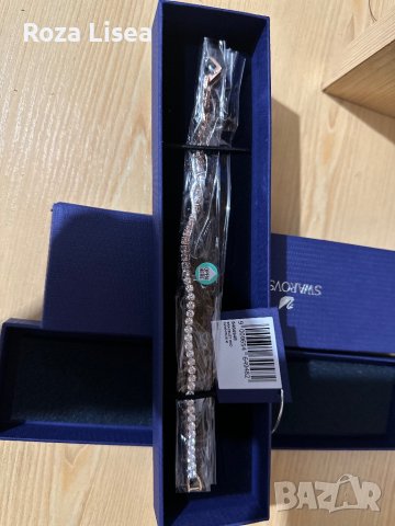 Нова гривна Swarovski 