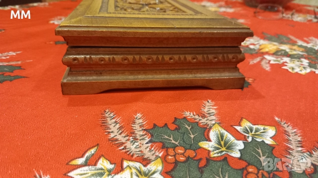 Стара дървена кутия за бижута , снимка 8 - Декорация за дома - 52933070