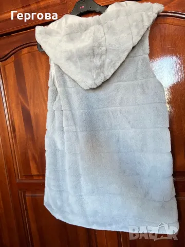 Дамски елек, снимка 2 - Елеци - 47648644