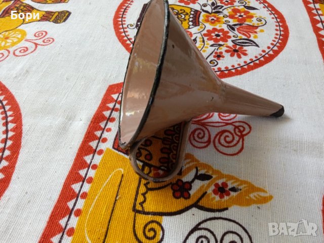 Стара емайлирана фуния, снимка 4 - Други ценни предмети - 37973564