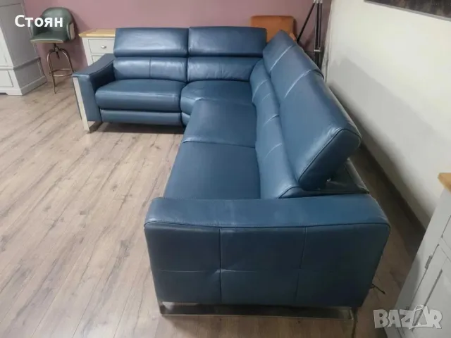 Тюркоазено син кожен ъглов диван Torres с ел. релакс механизъм, снимка 11 - Дивани и мека мебел - 47582208