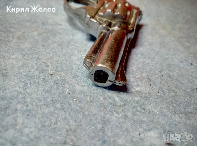 СТАРА КОЛЕКЦИОНЕРСКА ФИГУРАЛНА ГАЗОВА ЗАПАЛКА ПИСТОЛЕТЧЕ Тип РЕВОЛВЕР 47809, снимка 6 - Запалки - 47969062