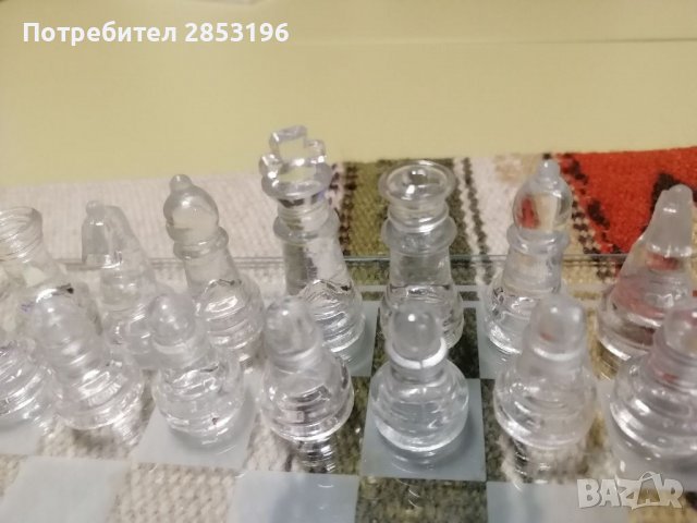 Стъклен шах от 90-те, 20х20 , снимка 6 - Шах и табла - 39270874