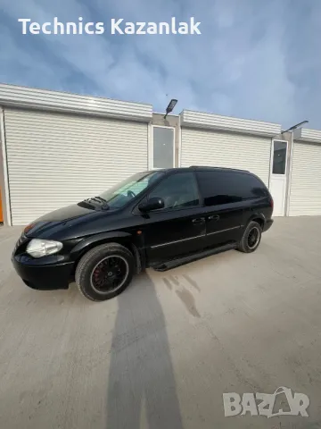Chrysler Voyager Limited XS 3.3 Бензин, снимка 2 - Автомобили и джипове - 50114034