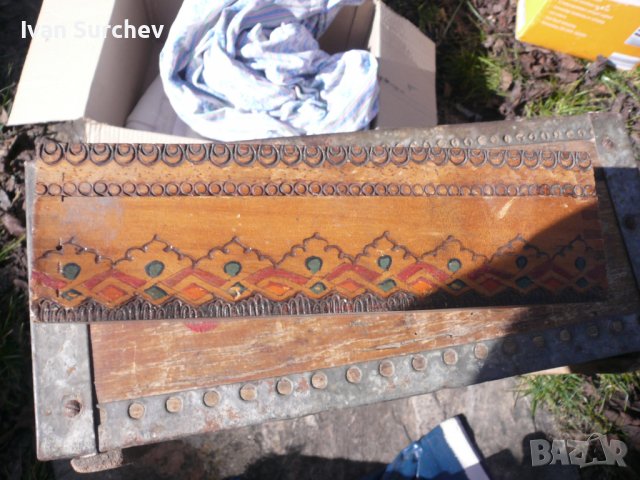 СТАРА КУТИЯ ЗА ТОАЛЕТНИ ПРИНАДЛЕЖНОСТИ ОТ 60 ГОДИНИ, снимка 17 - Други ценни предмети - 39731087