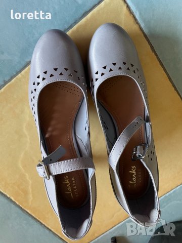 Clarks , снимка 2 - Дамски ежедневни обувки - 32969017