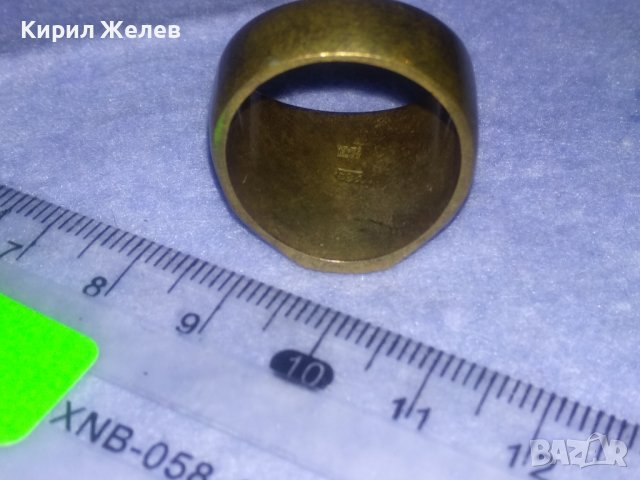 СТАР МАСИВЕН БРОНЗОВ РЕТРО ПРЪСТЕН с ПОЗЛАТА и ПЕЧАТИ 585 и 14К МАЙСТОРСКИ За КОЛЕКЦИЯ 36993, снимка 5 - Антикварни и старинни предмети - 39723243