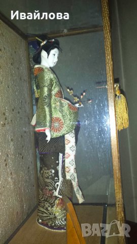 Японска  колекционерска кукла Гейша, снимка 2 - Други - 26671366