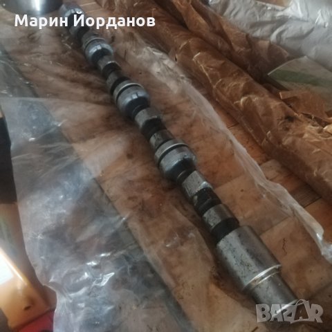 Разпределителен вал за комбайн Е516/517